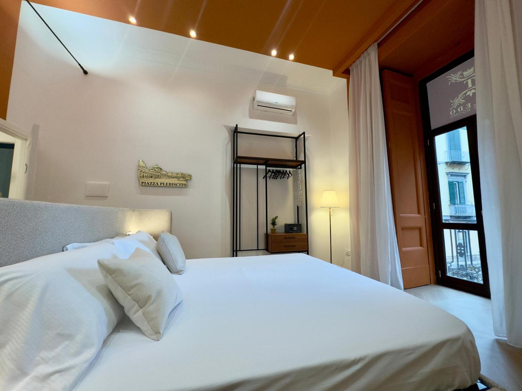 Toledo Luxury Rooms - Lr Collection Napoli Esterno foto