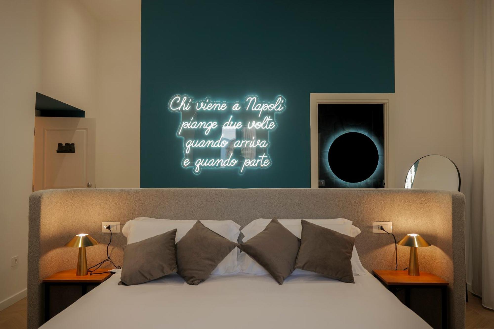 Toledo Luxury Rooms - Lr Collection Napoli Esterno foto