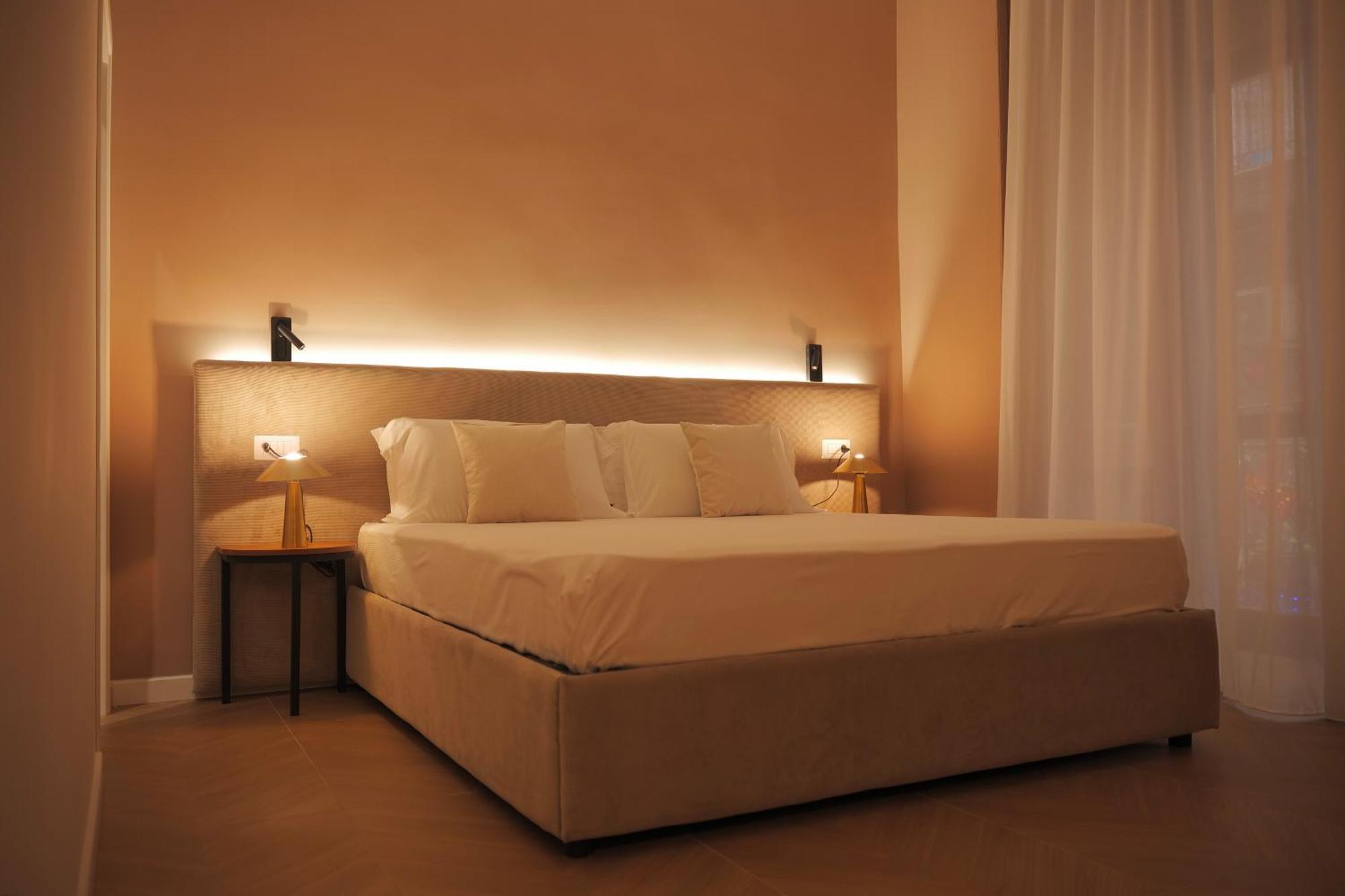 Toledo Luxury Rooms - Lr Collection Napoli Esterno foto