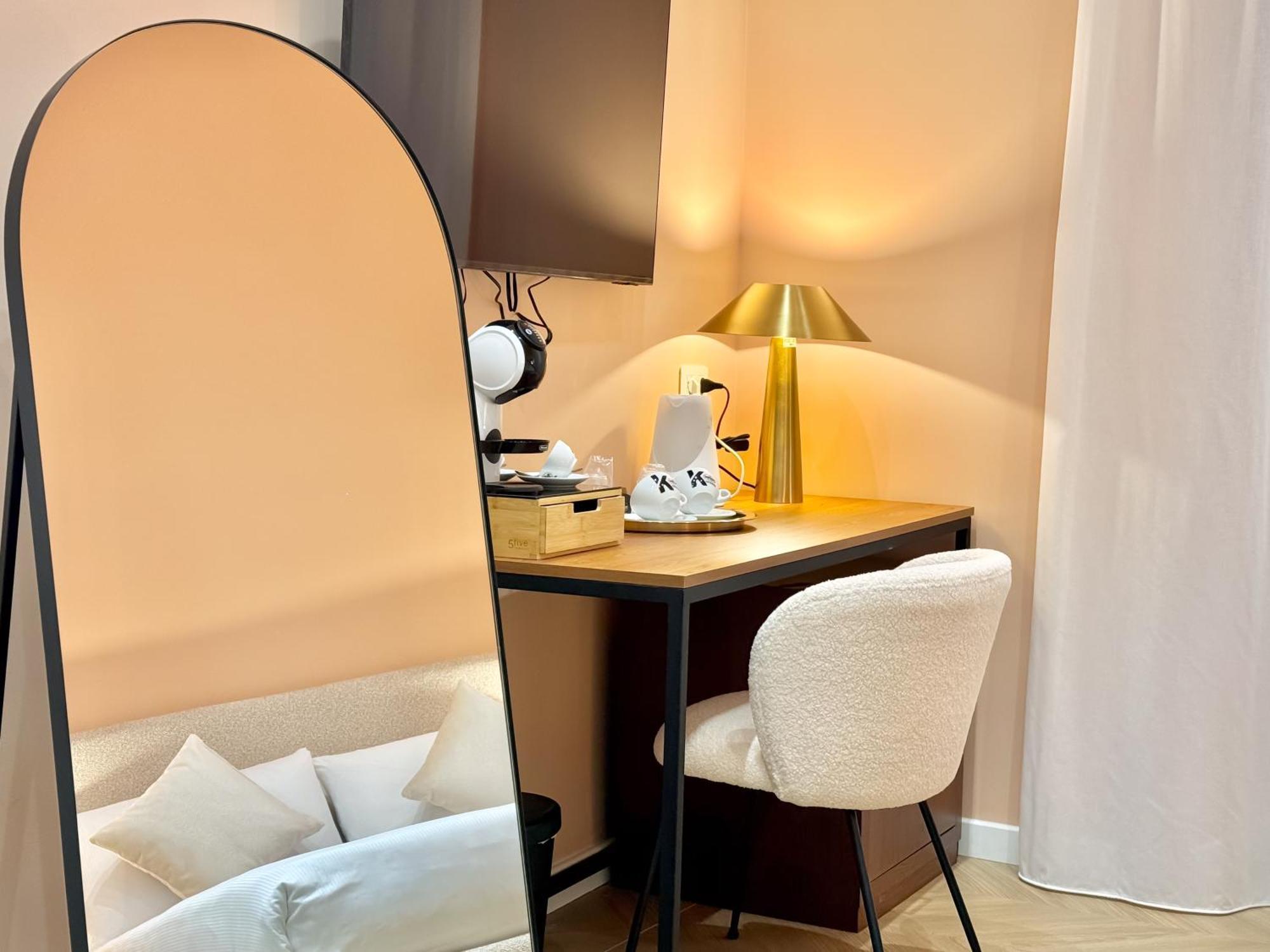 Toledo Luxury Rooms - Lr Collection Napoli Esterno foto