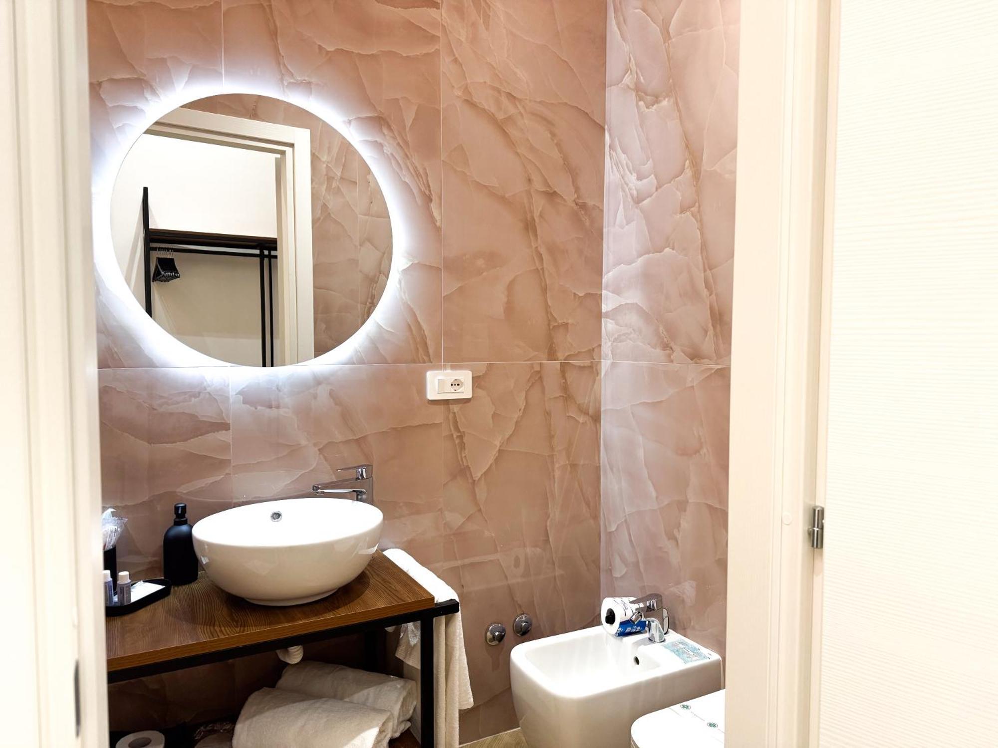 Toledo Luxury Rooms - Lr Collection Napoli Esterno foto