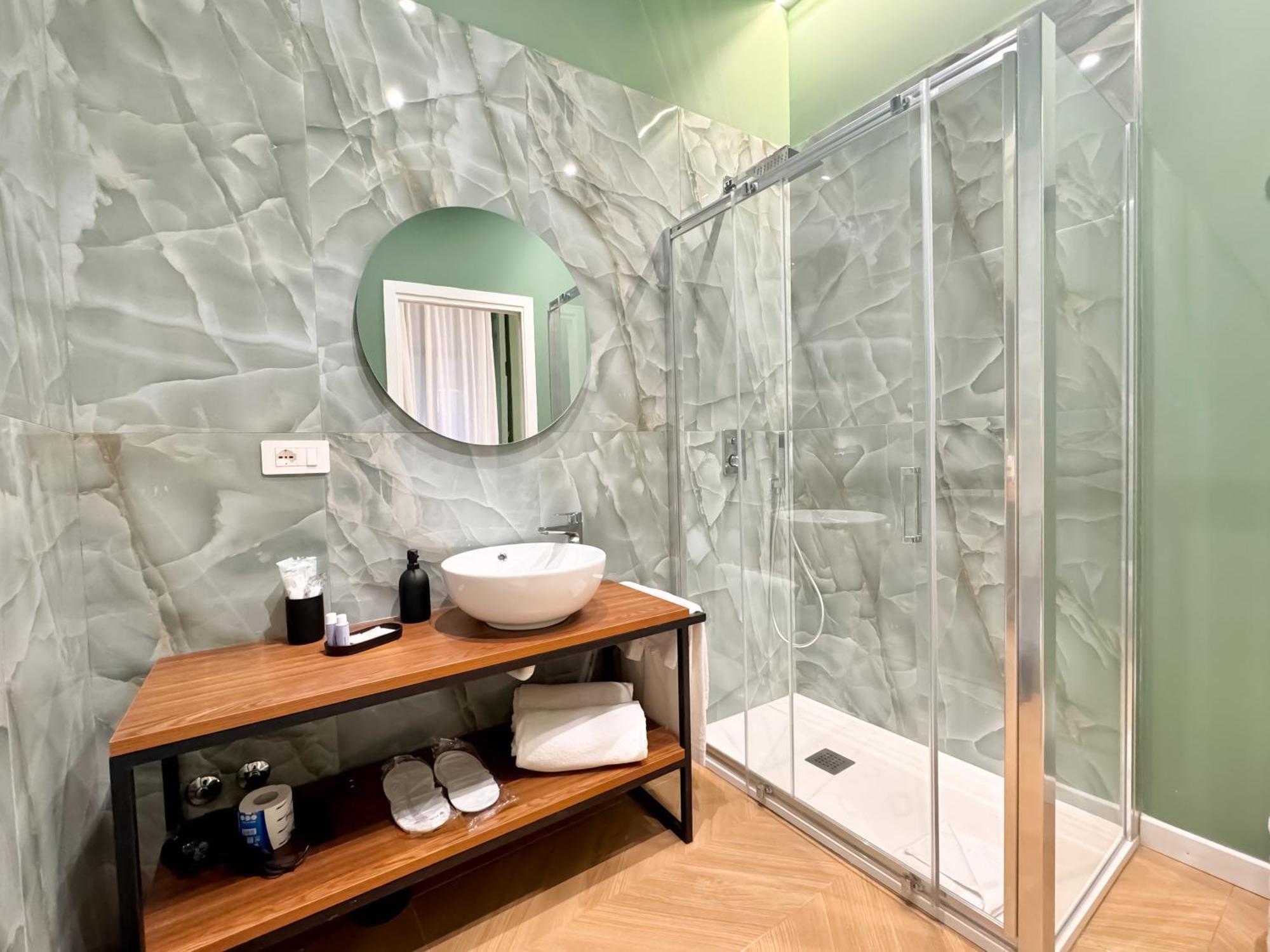 Toledo Luxury Rooms - Lr Collection Napoli Esterno foto